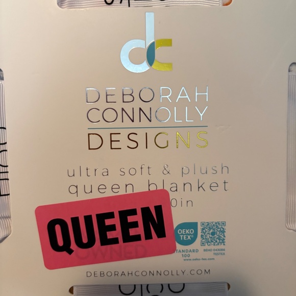 BNWT Easter Yellow Duck Plush Queen Blanket Deborah Connolly - Picture 6 of 6